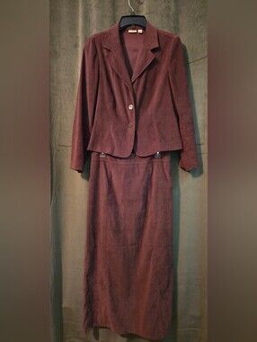 Women's Suede Pencil Skirt in Deep Brown